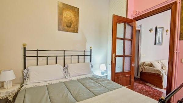 Habitacion Maravillosa En Apartamento Compartido Madrid Centro Luaran gambar