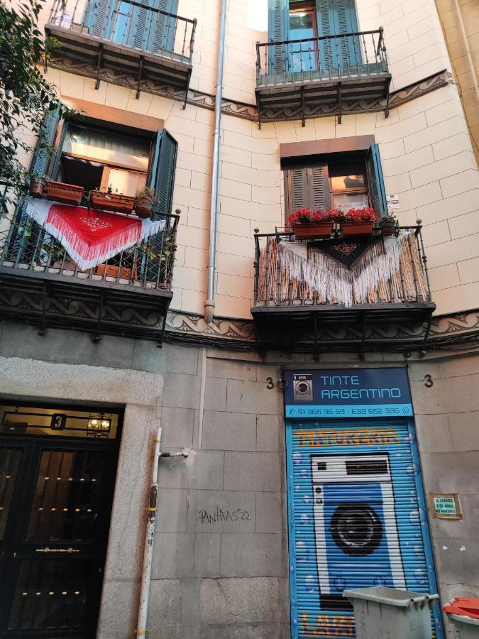 Habitacion Maravillosa En Apartamento Compartido Madrid Centro Luaran gambar